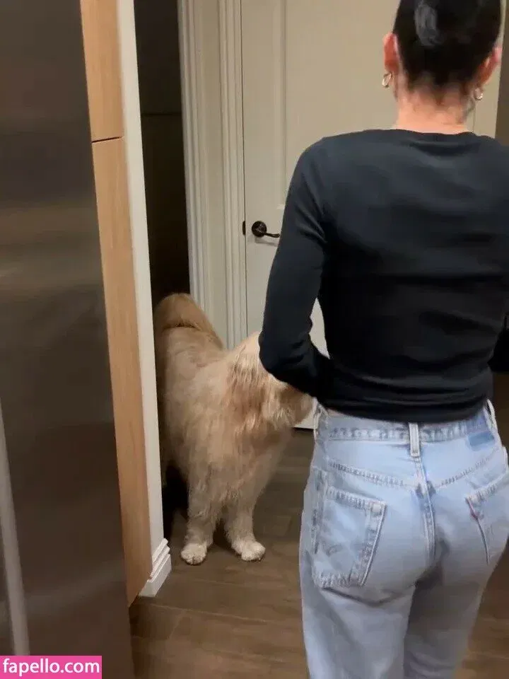 Kaley Cuoco Onlyfans Photo Gallery 