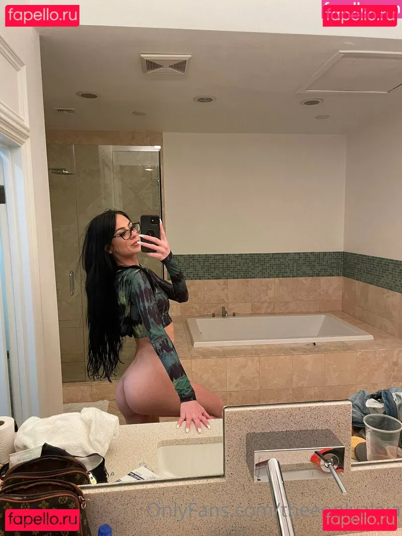 theeonlyalaia Onlyfans Photo Gallery 