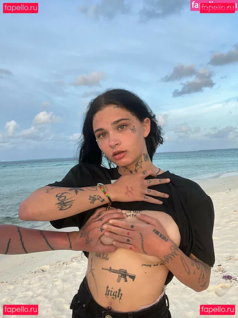 roxyblum123 Onlyfans Photo Gallery 