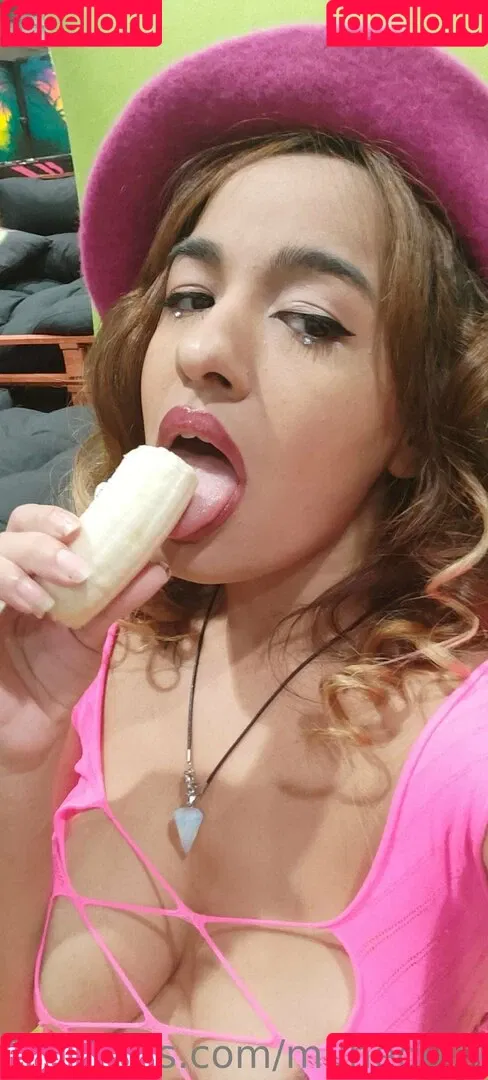 munequitaenf7 Onlyfans Photo Gallery 