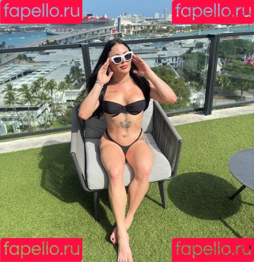 Venezuelan Nude Onlyfans Photo 15