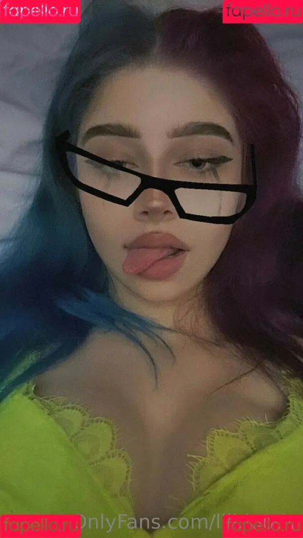 lilbloody Onlyfans Photo Gallery 