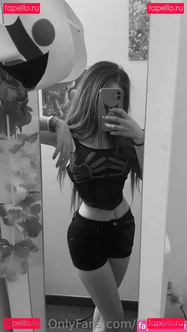 lilbloody Onlyfans Photo Gallery 