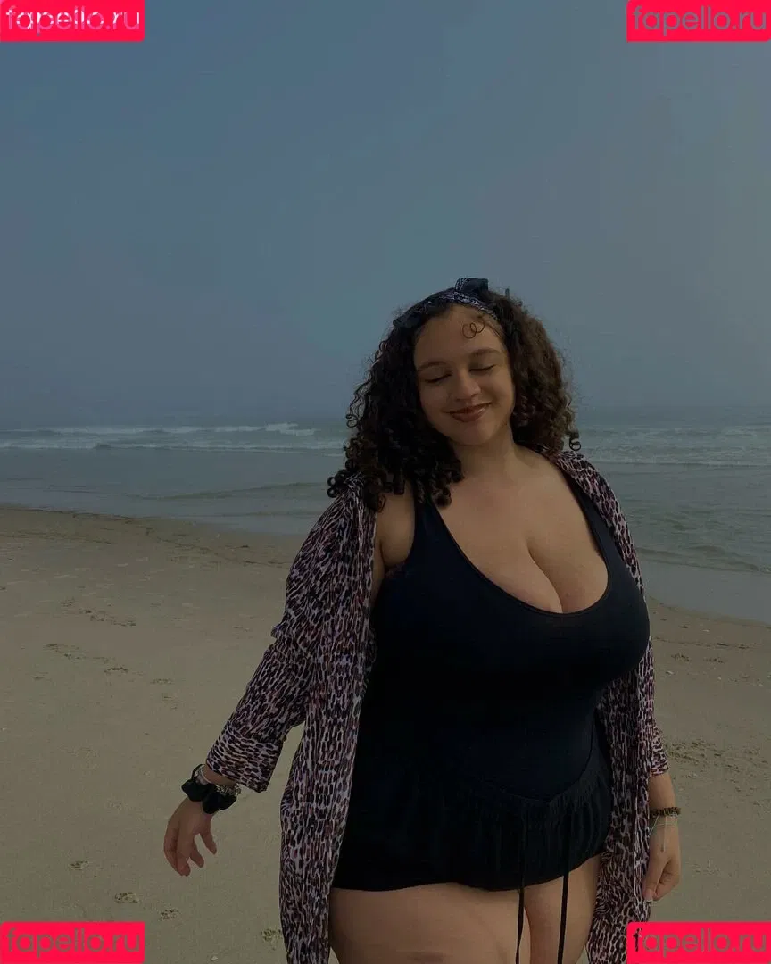 sincerelyitsjulie Onlyfans Photo Gallery 
