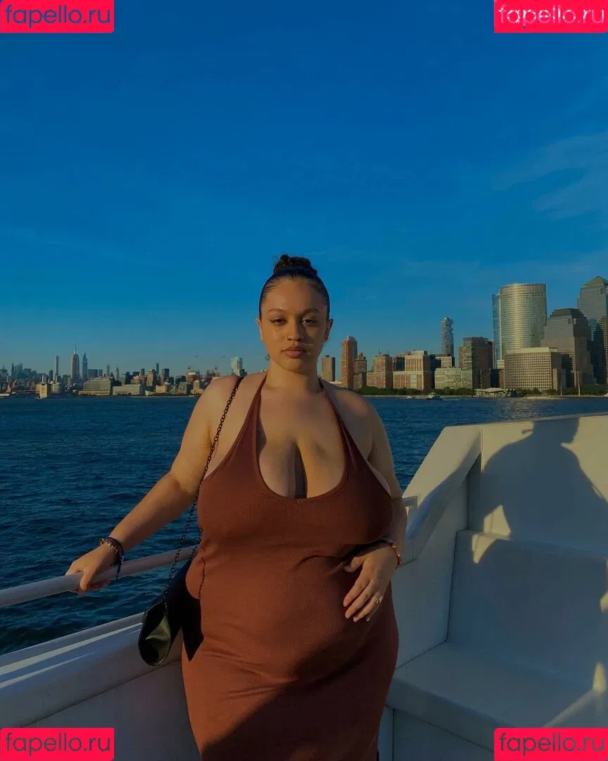sincerelyitsjulie Onlyfans Photo Gallery 