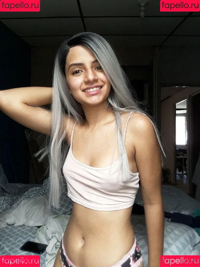 Laura Sibrián Onlyfans Photo Gallery 