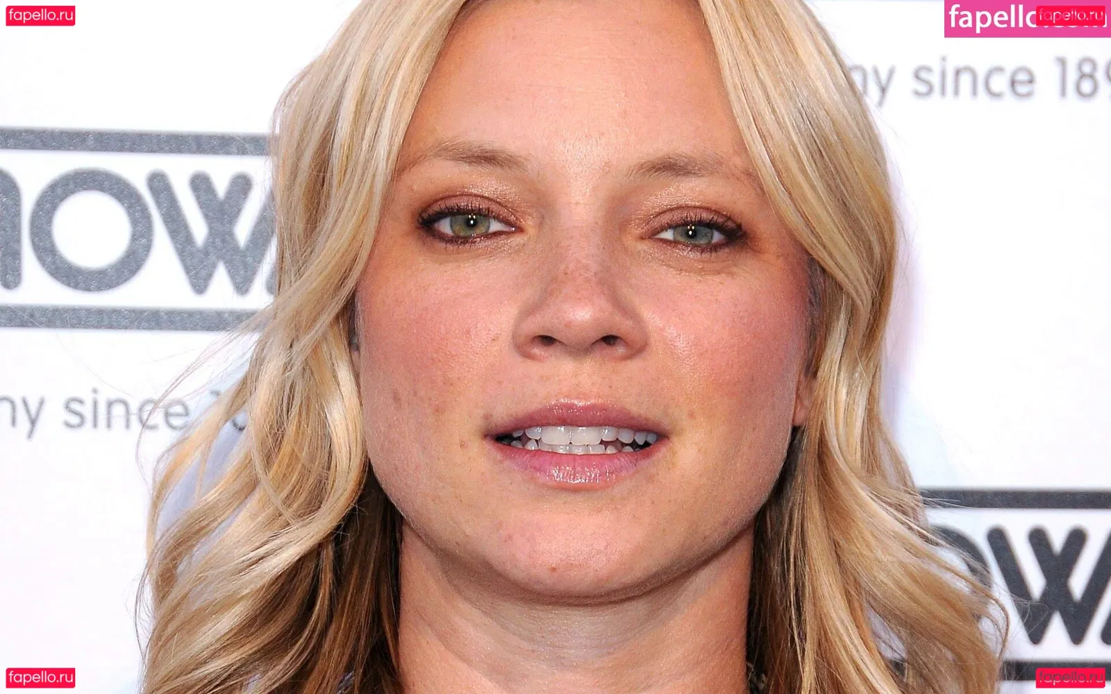 Amy Lysle Smart Onlyfans Photo Gallery 