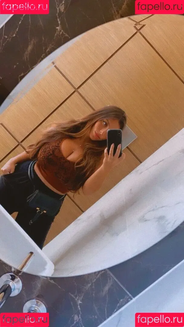 Tami Bar Onlyfans Photo Gallery 