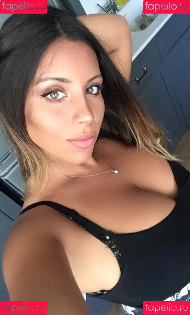 Tami Bar Onlyfans Photo Gallery 