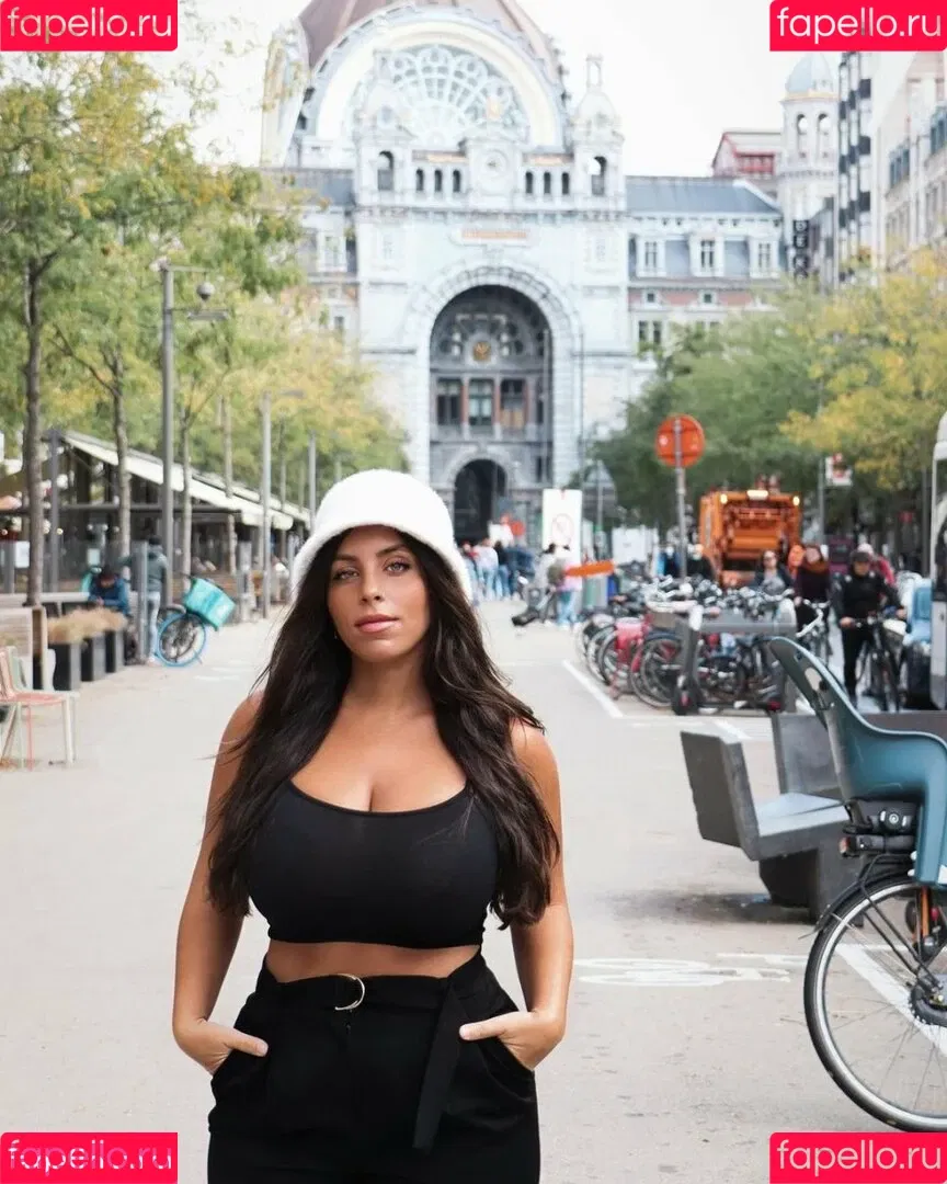 Tami Bar Onlyfans Photo Gallery 