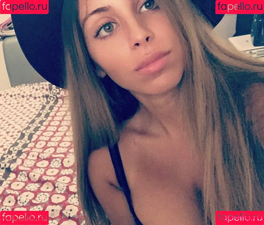 Tami Bar Onlyfans Photo Gallery 