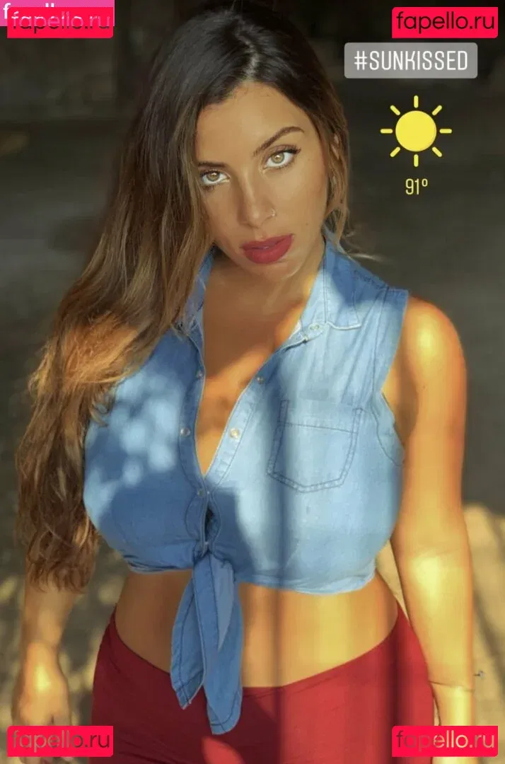 Tami Bar Onlyfans Photo Gallery 