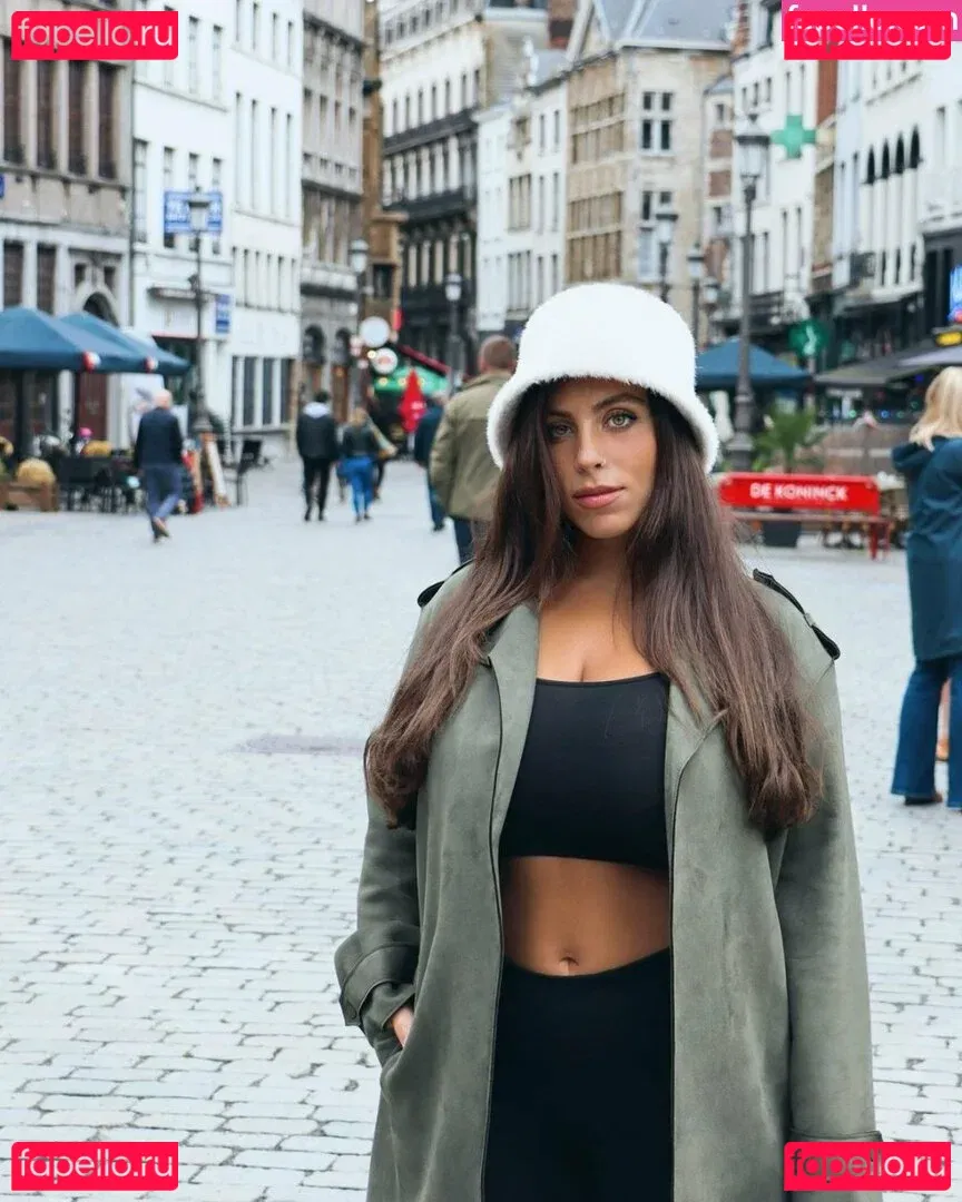 Tami Bar Onlyfans Photo Gallery 