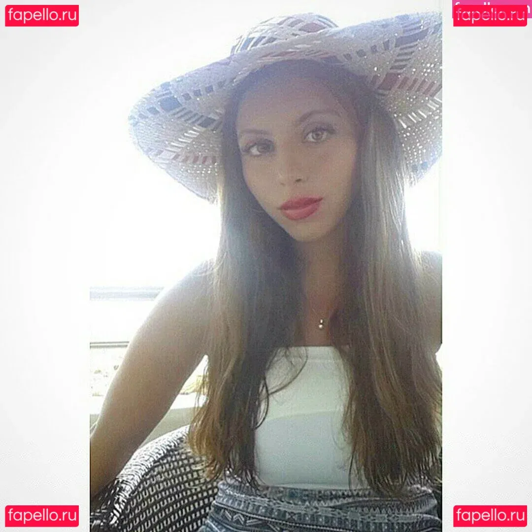 Tami Bar Onlyfans Photo Gallery 