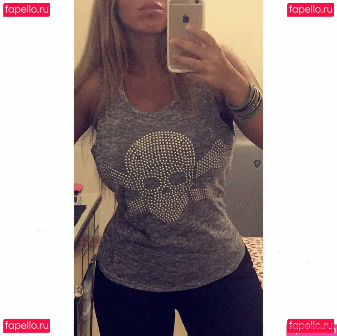 Tami Bar Onlyfans Photo Gallery 