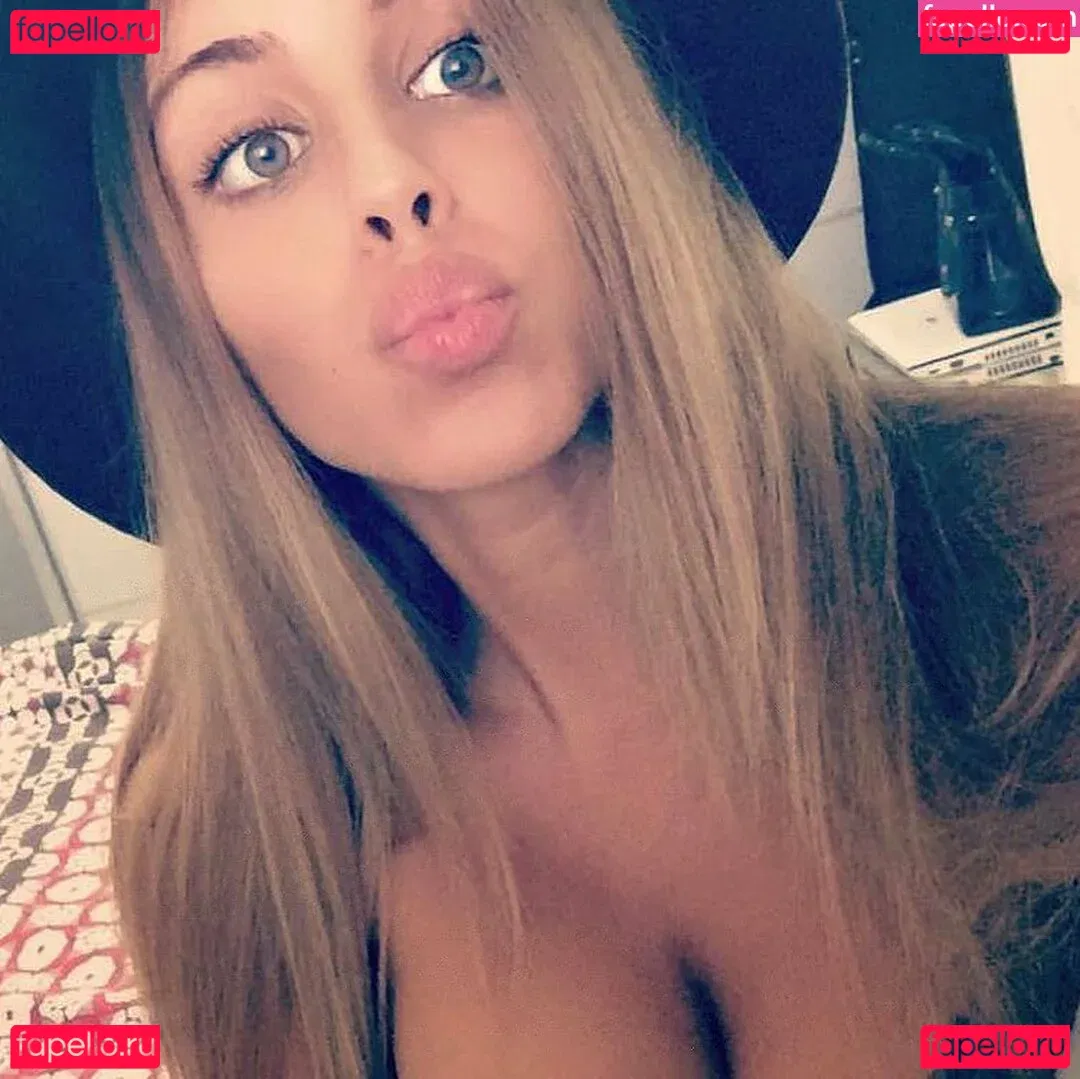 Tami Bar Onlyfans Photo Gallery 