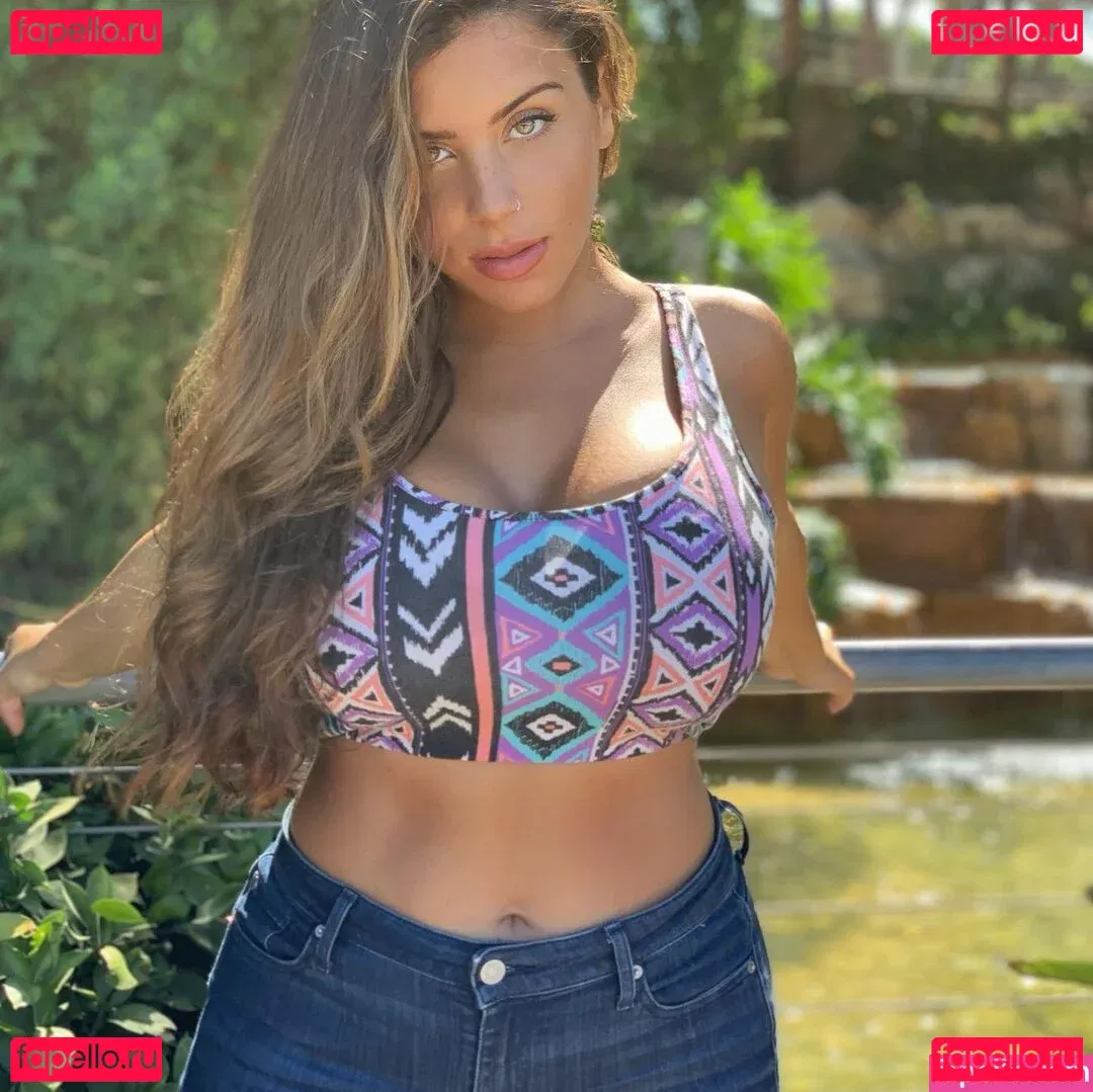 Tami Bar Onlyfans Photo Gallery 