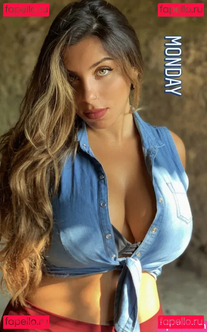 Tami Bar Onlyfans Photo Gallery 