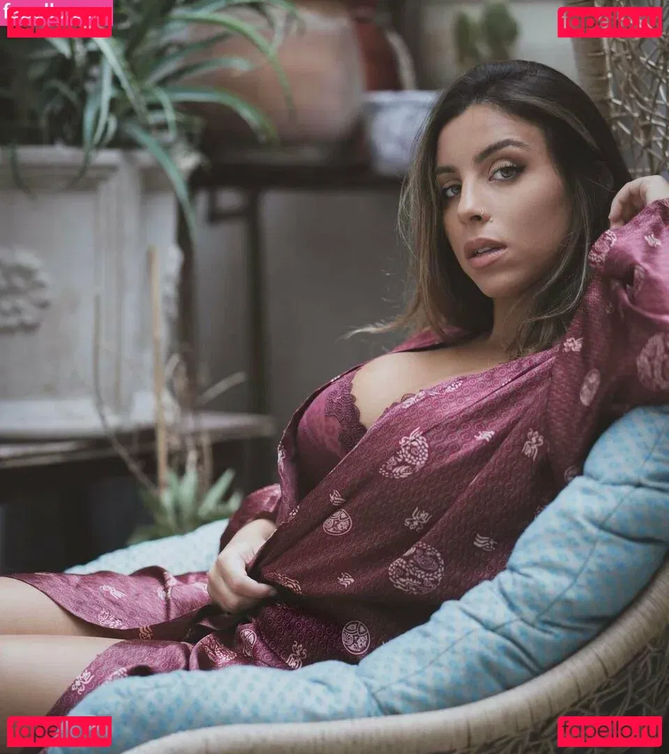 Tami Bar Onlyfans Photo Gallery 