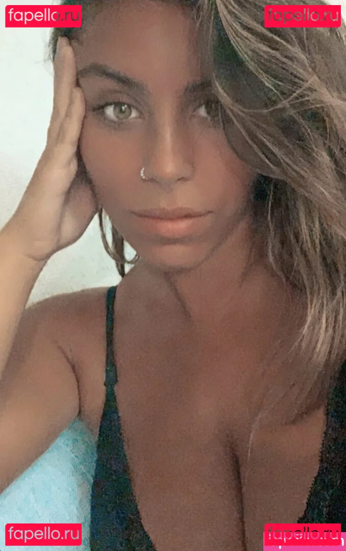 Tami Bar Onlyfans Photo Gallery 