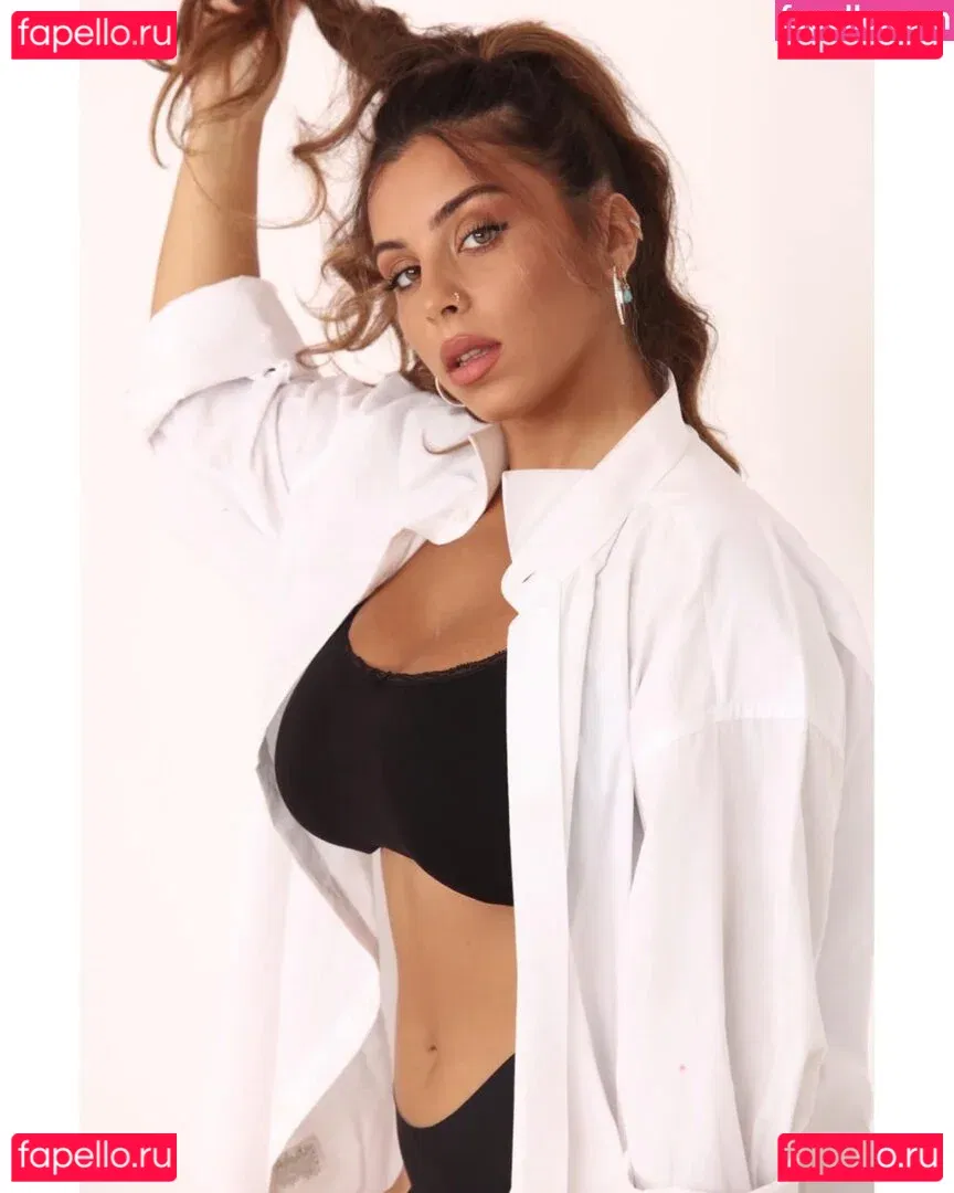 Tami Bar Onlyfans Photo Gallery 