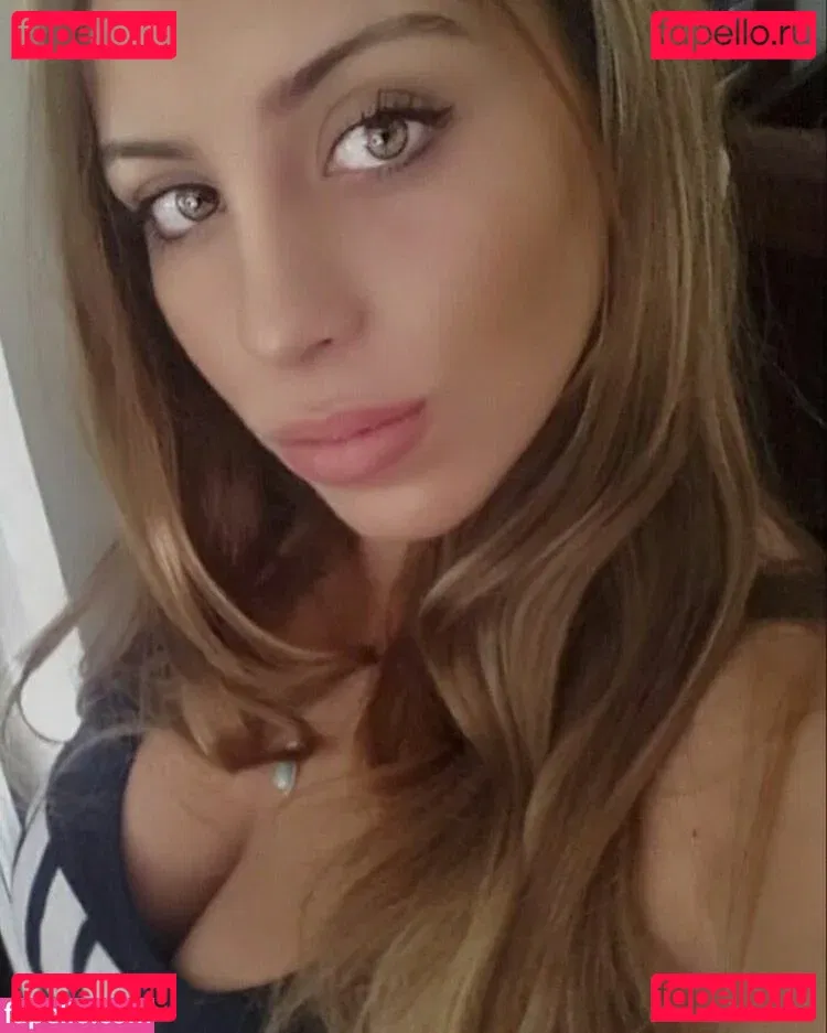 Tami Bar Onlyfans Photo Gallery 