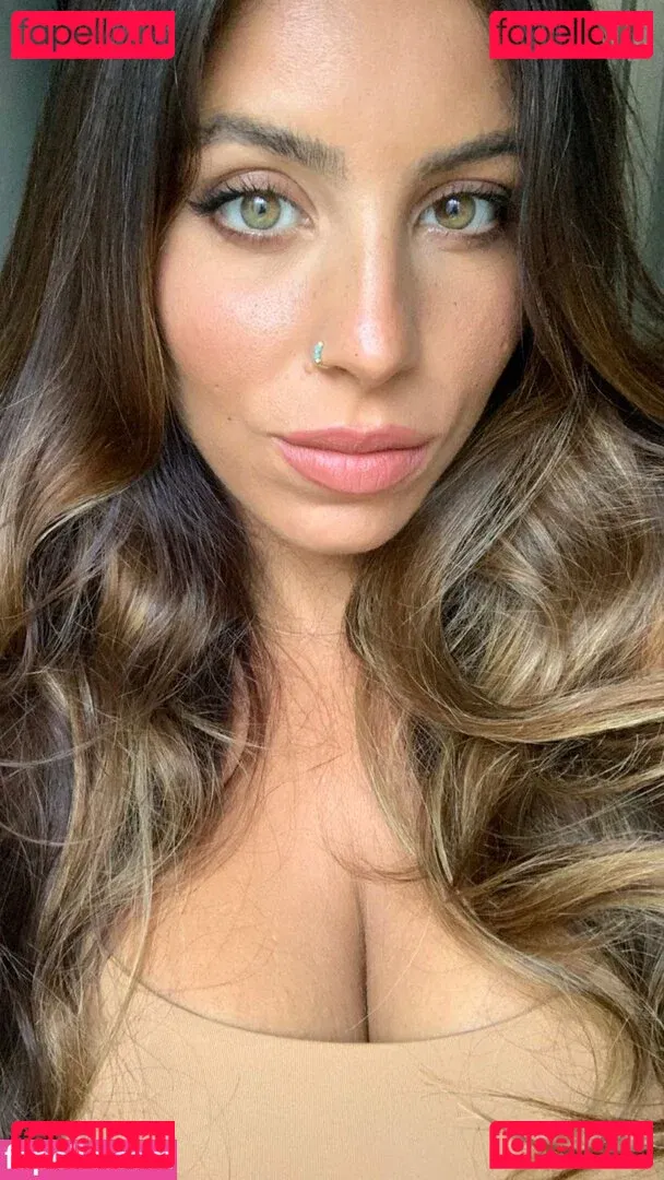 Tami Bar Onlyfans Photo Gallery 