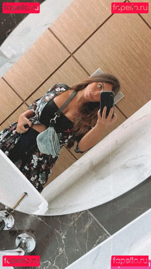 Tami Bar Onlyfans Photo Gallery 