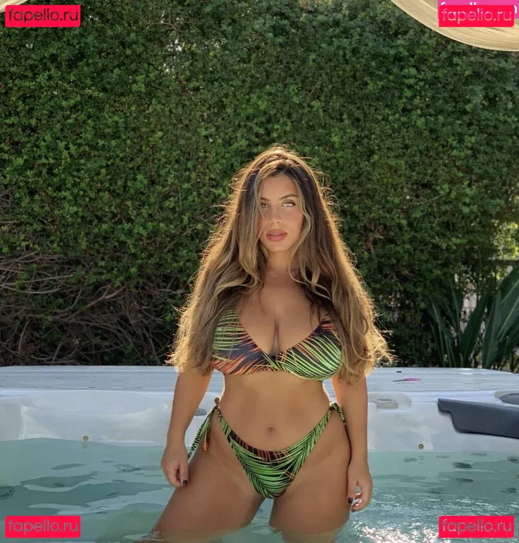 Tami Bar Onlyfans Photo Gallery 