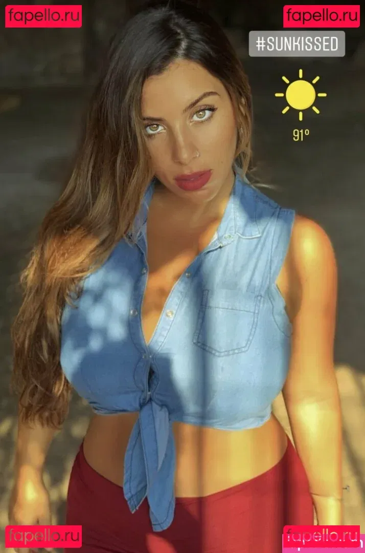 Tami Bar Onlyfans Photo Gallery 