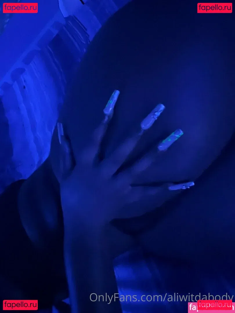 aliwitdabody Onlyfans Photo Gallery 