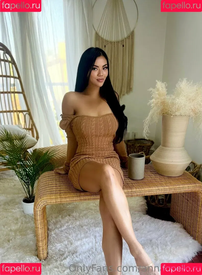 annaslifelux Onlyfans Photo Gallery 
