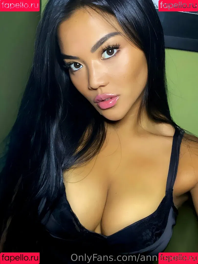 annaslifelux Onlyfans Photo Gallery 