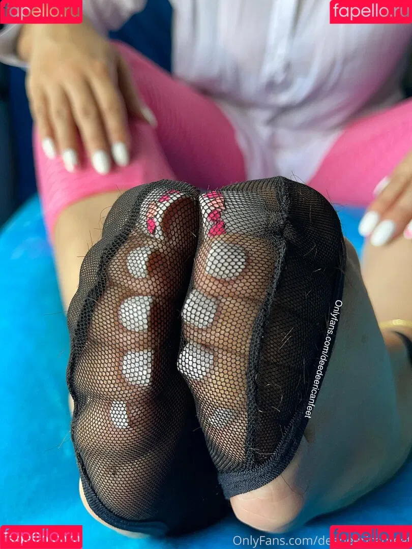 deedeericanfeet Onlyfans Photo Gallery 