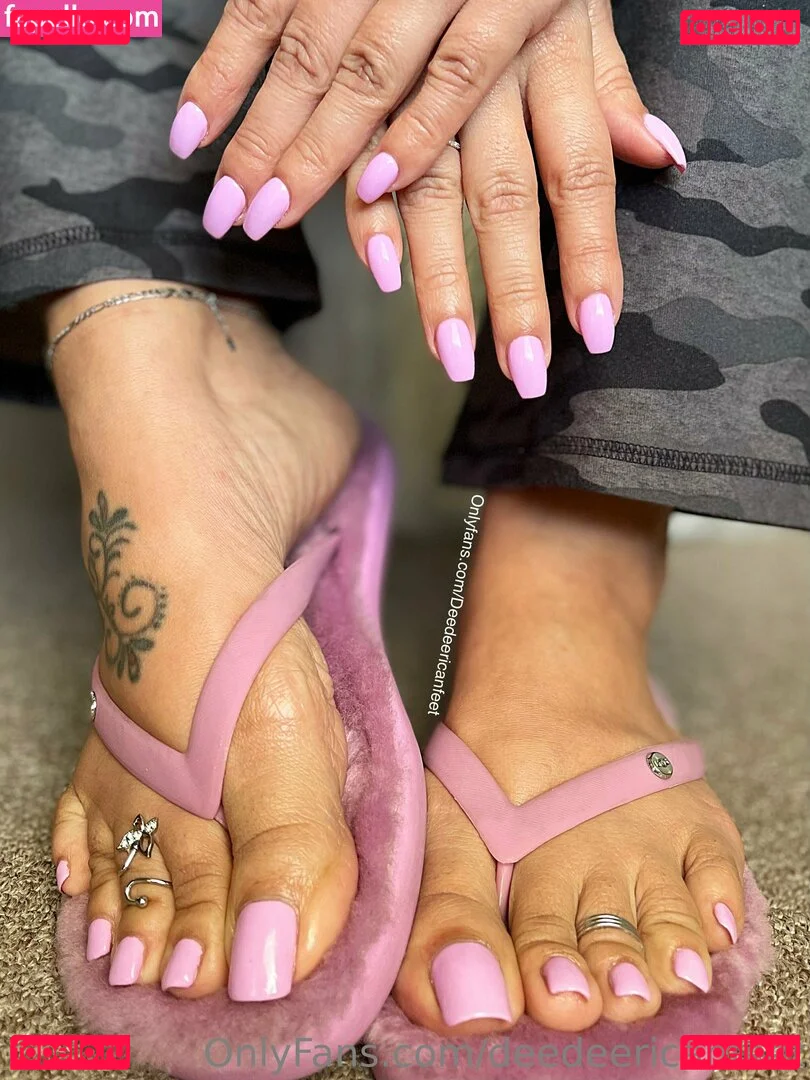deedeericanfeet Onlyfans Photo Gallery 