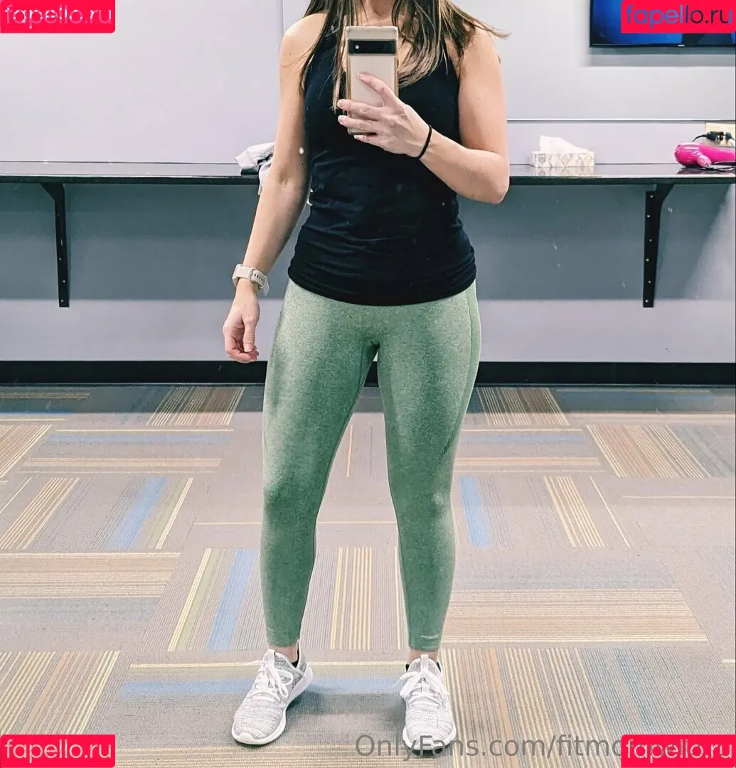fitmomwith3 Onlyfans Photo Gallery 