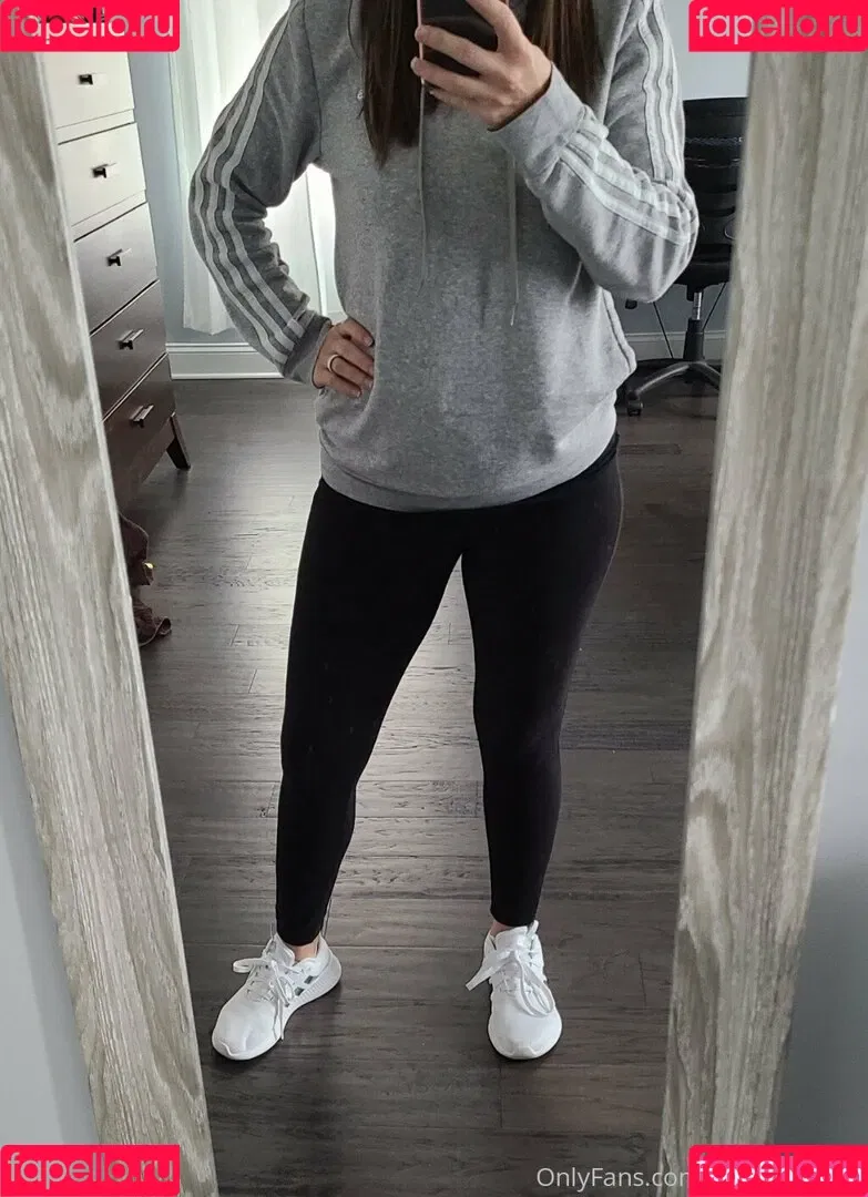 fitmomwith3 Onlyfans Photo Gallery 