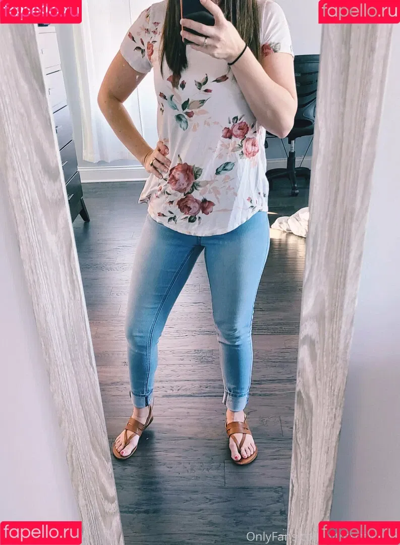fitmomwith3 Onlyfans Photo Gallery 