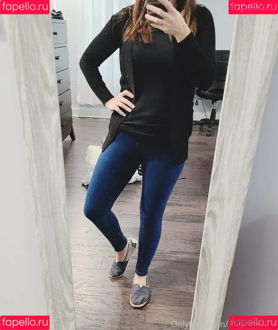 fitmomwith3 Onlyfans Photo Gallery 