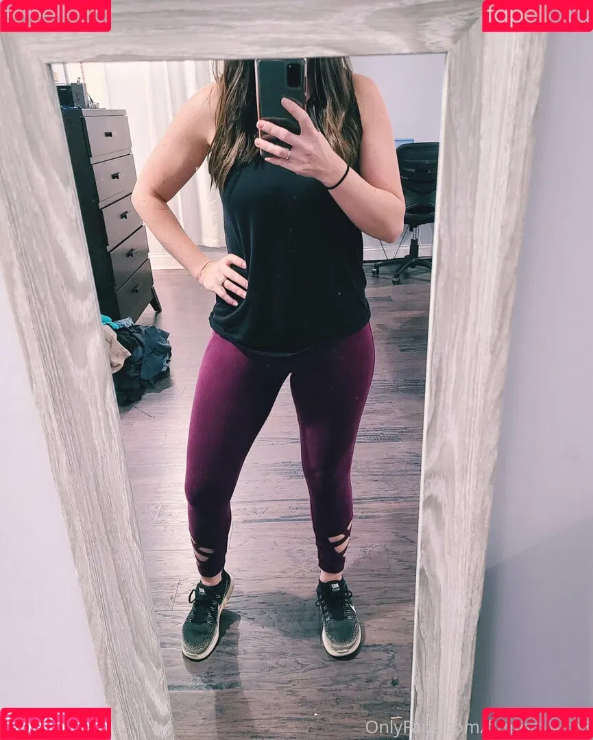 fitmomwith3 Onlyfans Photo Gallery 