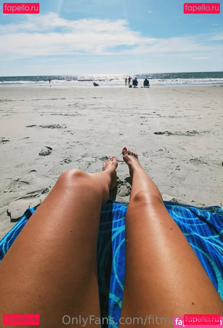 fitmomwith3 Onlyfans Photo Gallery 