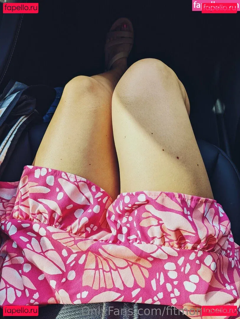 fitmomwith3 Onlyfans Photo Gallery 