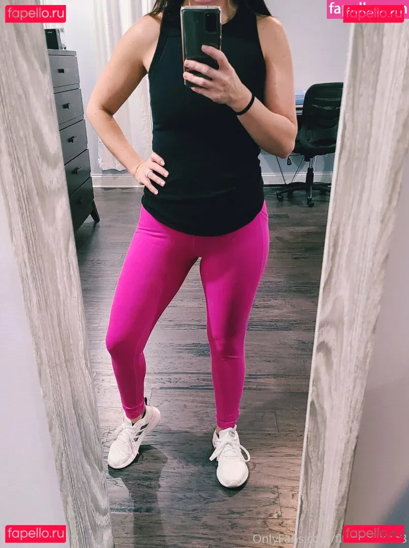 fitmomwith3 Onlyfans Photo Gallery 