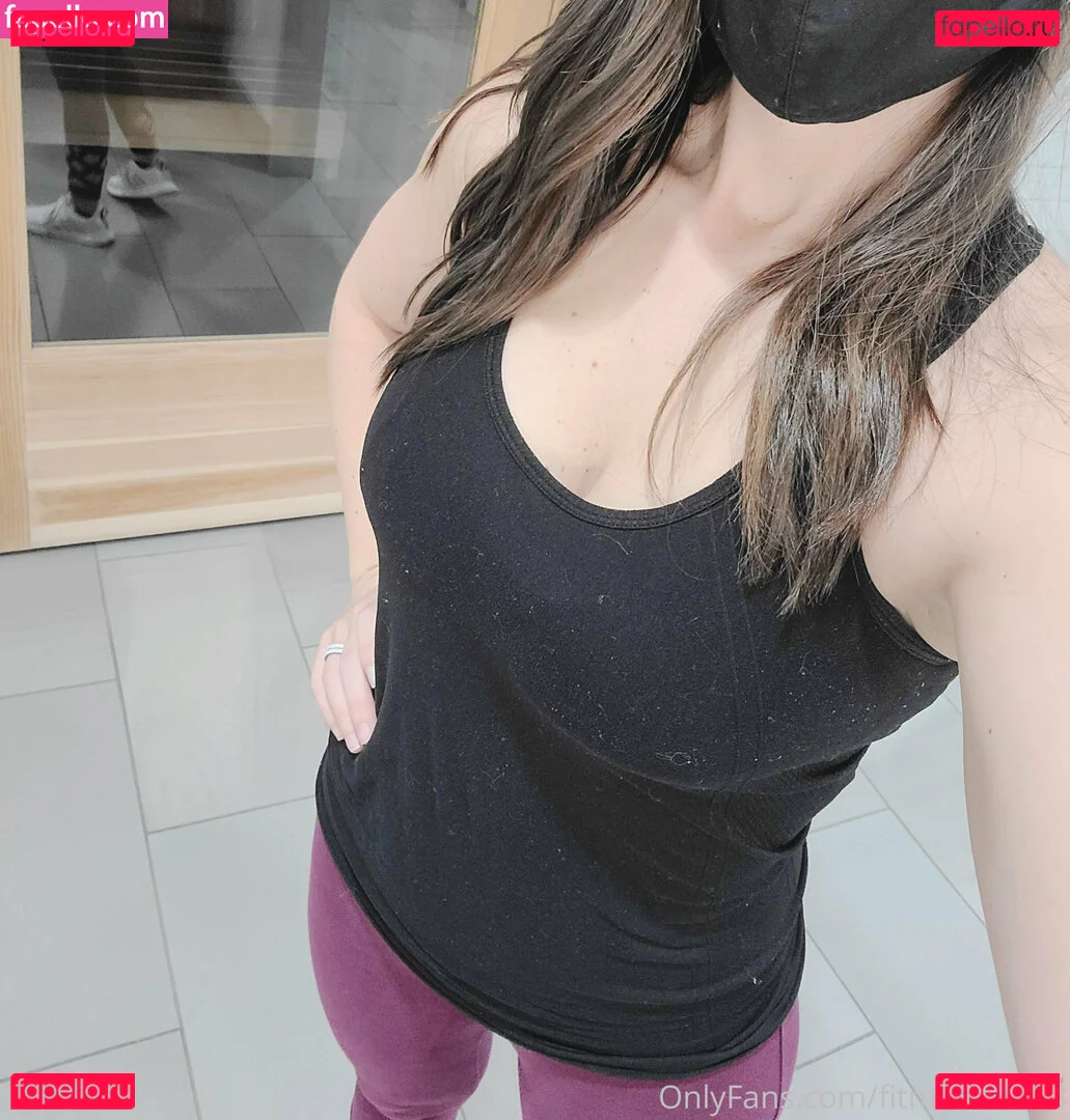 fitmomwith3 Onlyfans Photo Gallery 