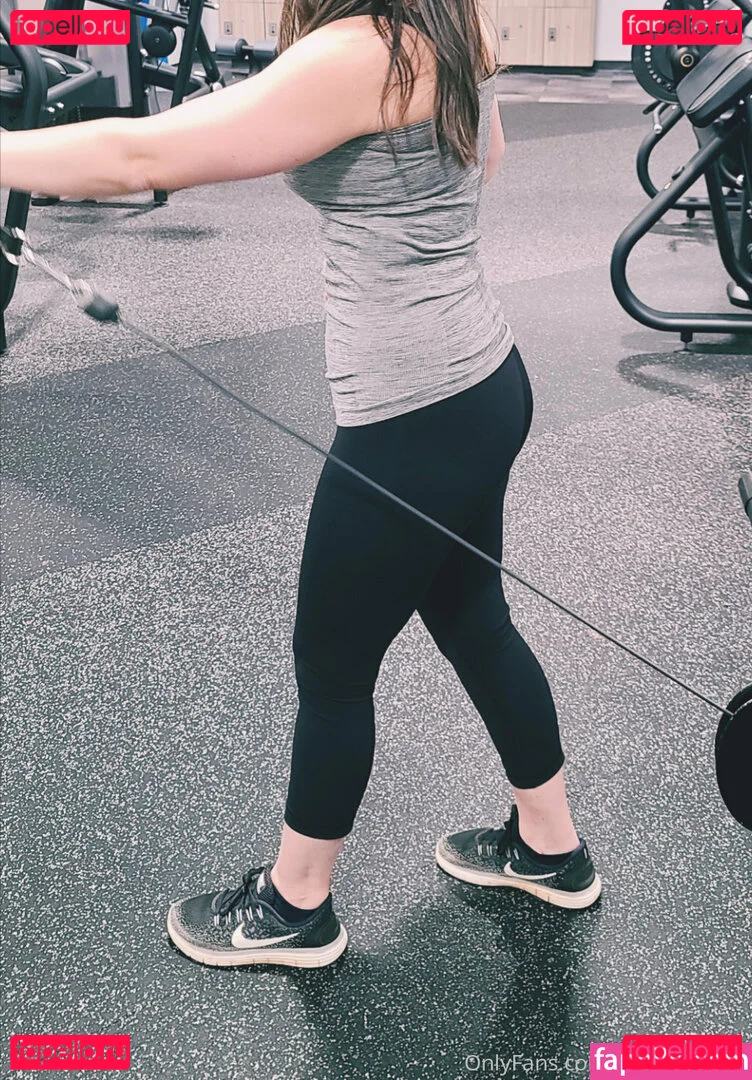 fitmomwith3 Onlyfans Photo Gallery 