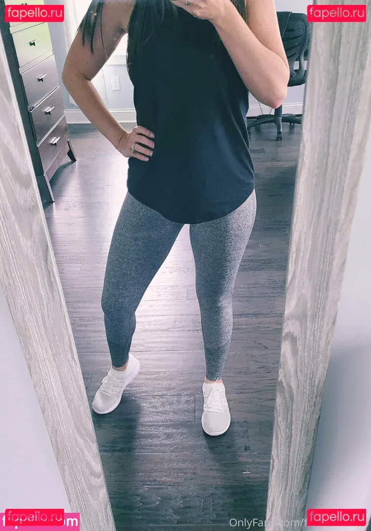 fitmomwith3 Onlyfans Photo Gallery 