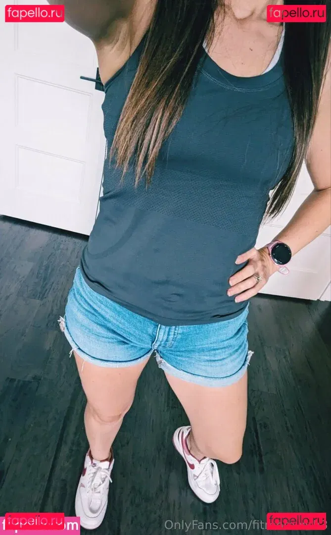 fitmomwith3 Onlyfans Photo Gallery 