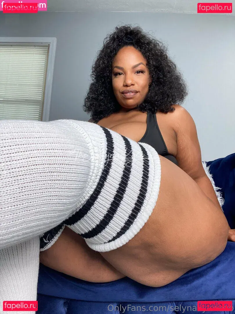 selynakylexoxo Onlyfans Photo Gallery 