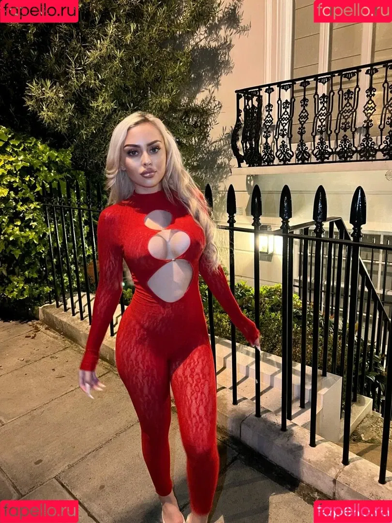 Alicia Bell Onlyfans Photo Gallery 