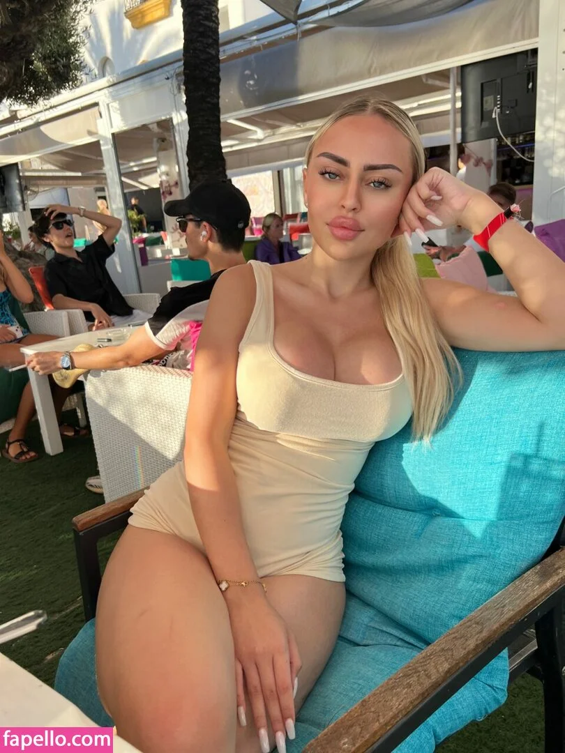 Alicia Bell Onlyfans Photo Gallery 